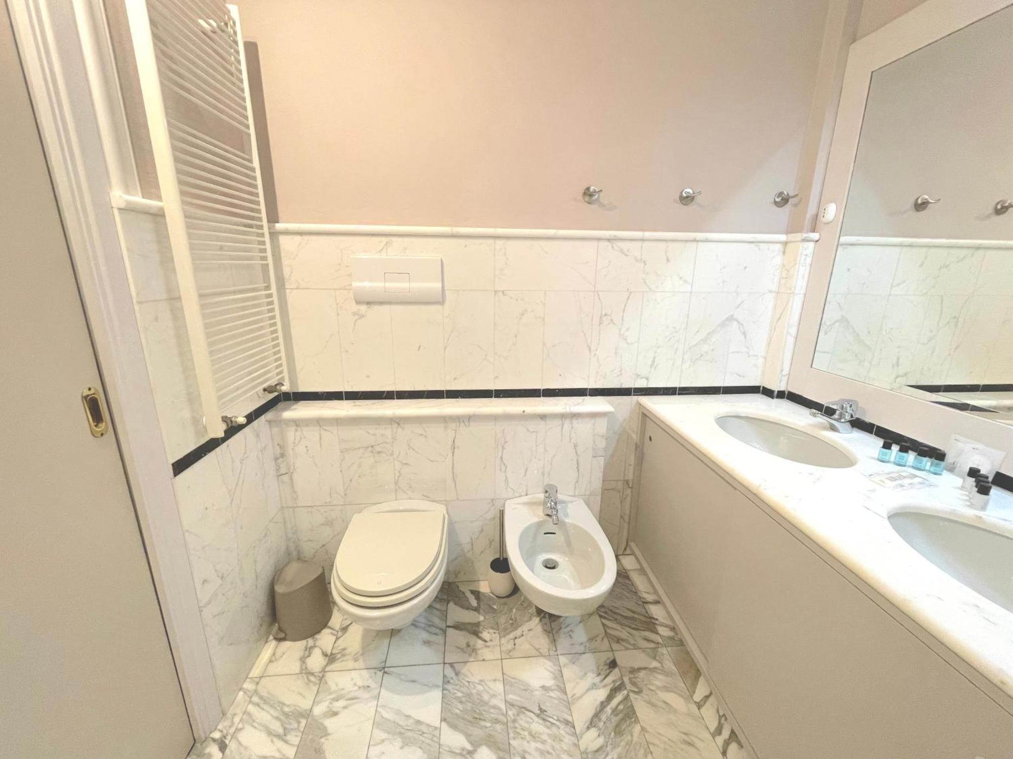 Best View Boutique Apartments Bergamo Luaran gambar
