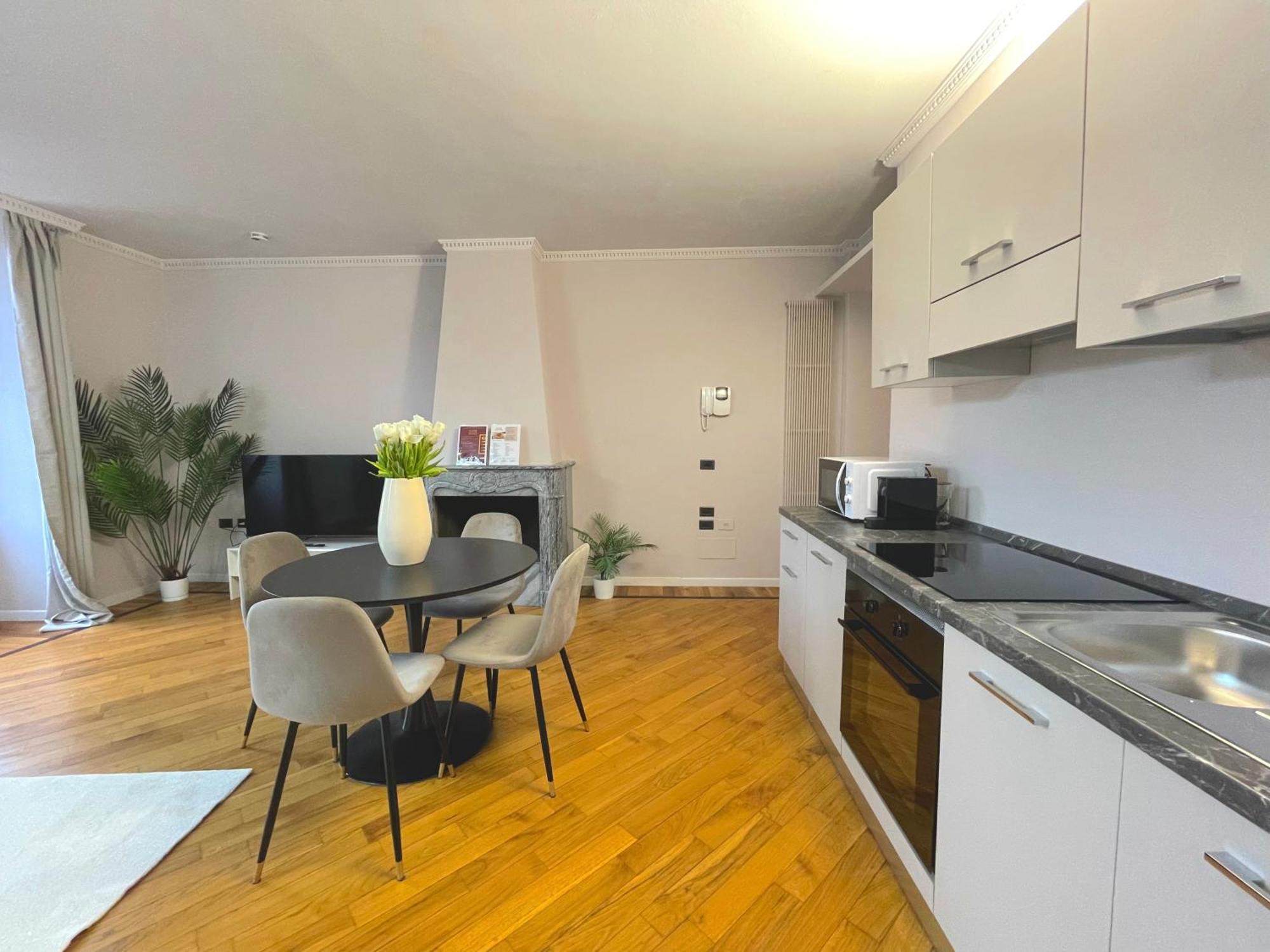 Best View Boutique Apartments Bergamo Luaran gambar