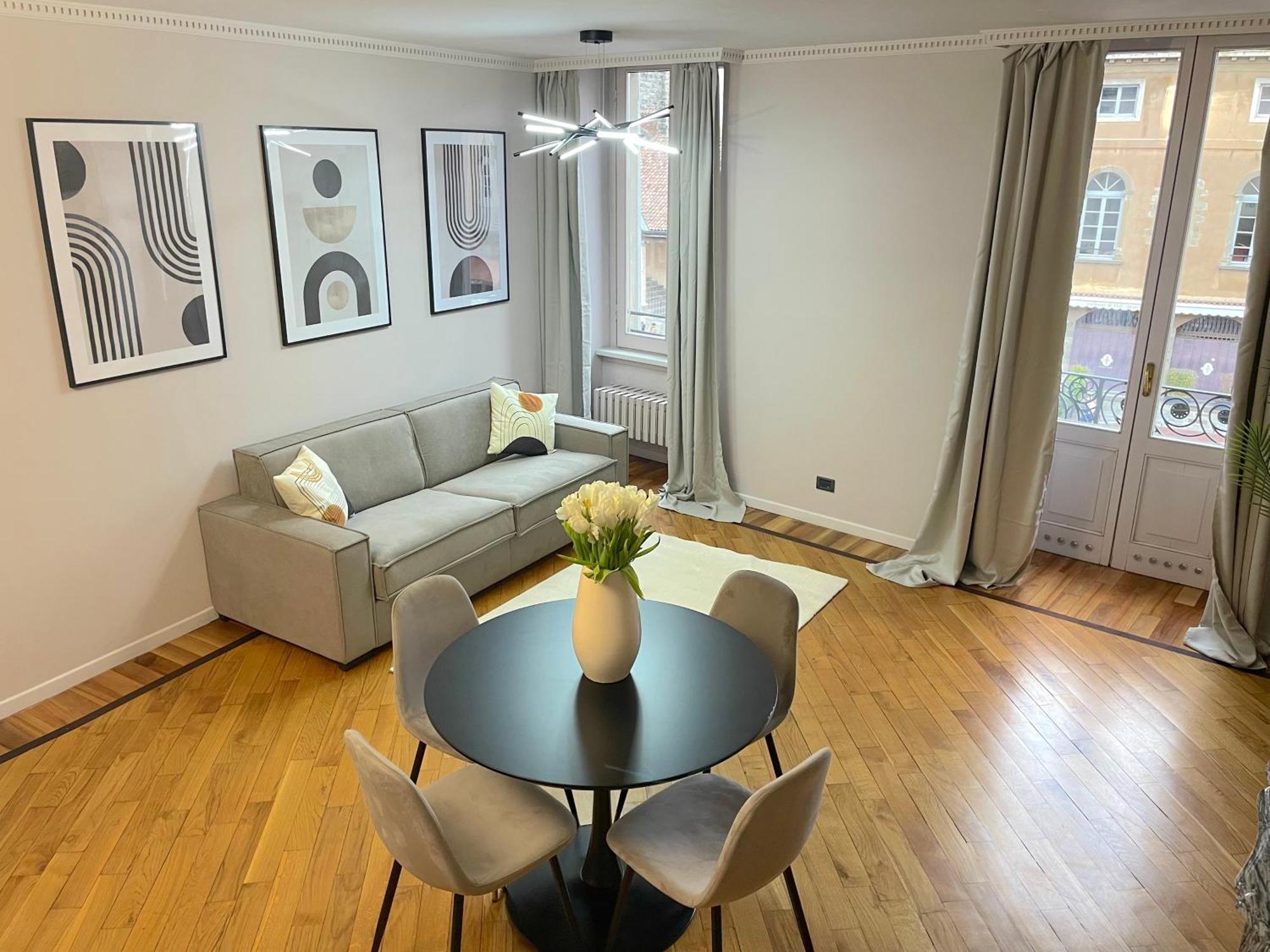 Best View Boutique Apartments Bergamo Luaran gambar